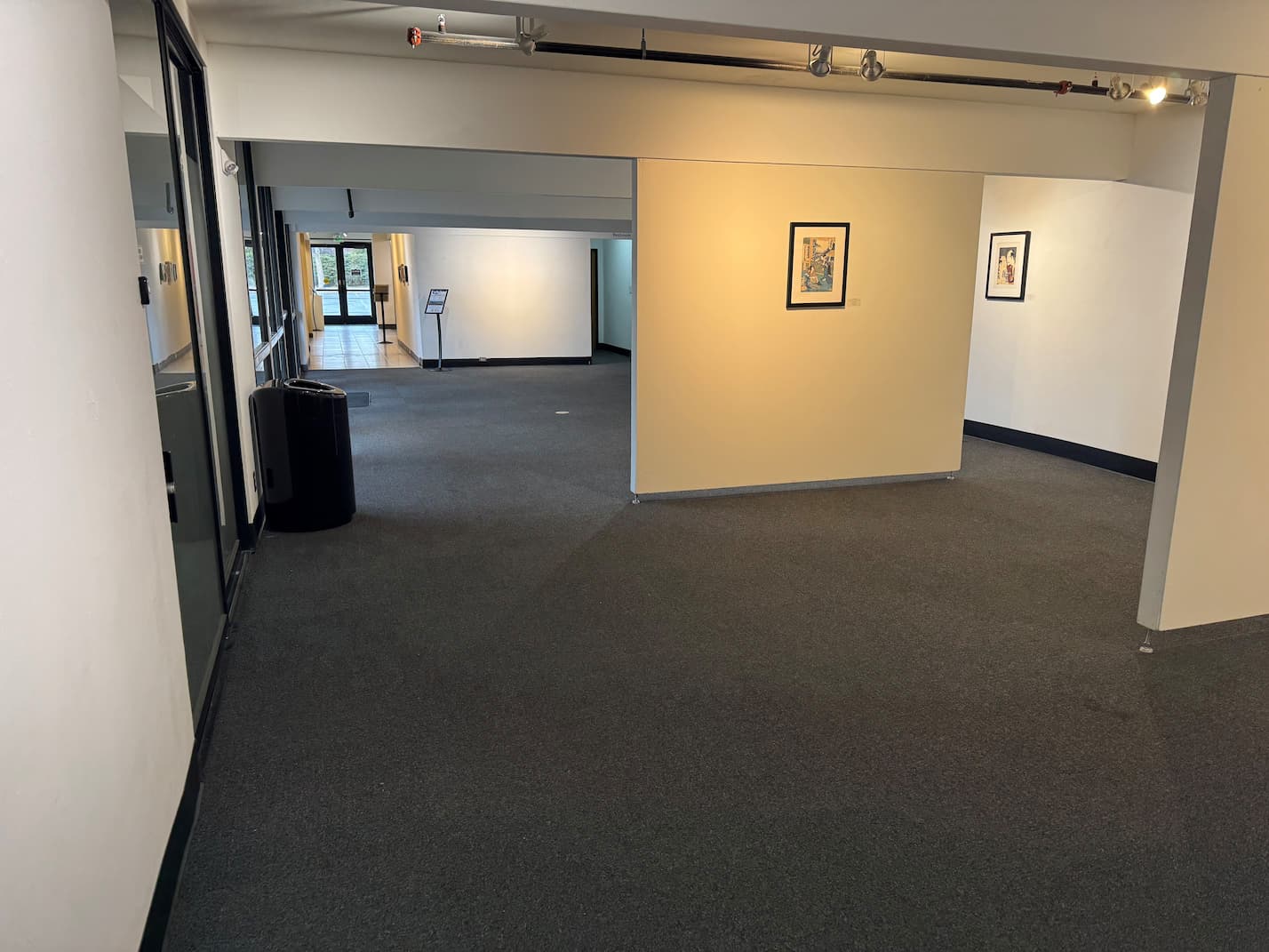 Atrium Gallery Corner 4